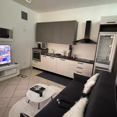 Dolce Borgo Apartment Sesto Calende
